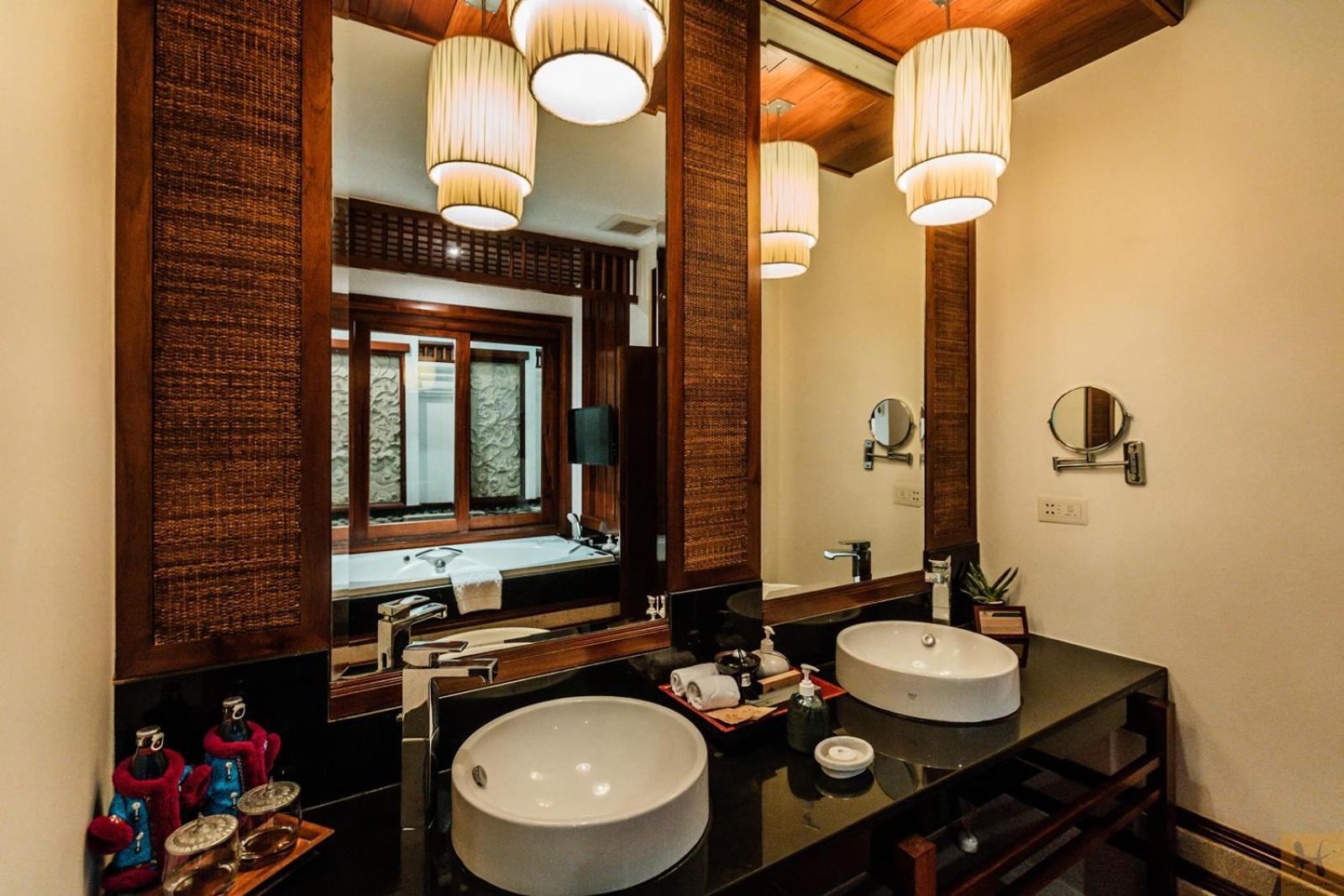 Ratilanna Riverside Spa Resort Чиангмай Екстериор снимка